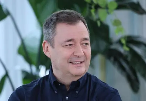 Jacek Rozenek trzeci raz wziął ślub. "Czuje się bardzo dobrze jako mąż"