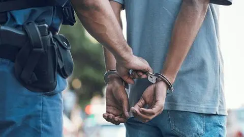 Policja zatrzymała stalkera młodej kobiety 