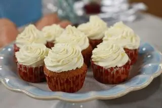 Muffiny marchewkowe z kremem