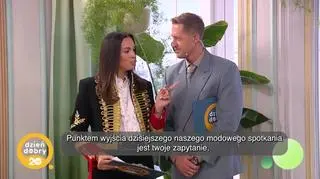 Bieliźniane sukienki i topy – trend, który zostaje z nami do jesieni (napisy)