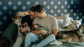 Ojciec był na skraju wyczerpania. Chwilę później zobaczył coś, co na zawsze zmieniło jego życie