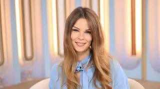 Małgorzata Tomaszewska i jej syn na rozpoczęciu roku szkolnego. Fanki o stylizacji: "Jacy eleganccy"