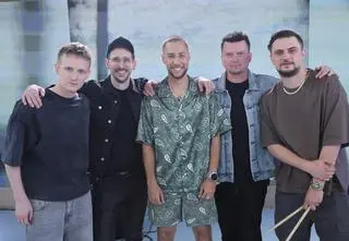 Michał Szczygieł powalczy o Bursztynowego Słowika w Sopocie. "Nie jak do rywalizacji, a jak do koncertu"