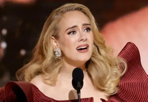 Adele zawiesza karierę. "Potrzebuję wielkiej przerwy"