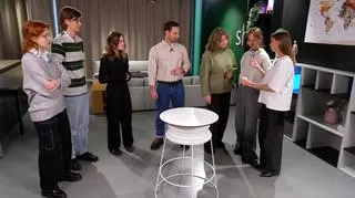 Studenci zmierzyli się z tajemniczymi pudełkami. "To przypomina gąbkę do makijażu"