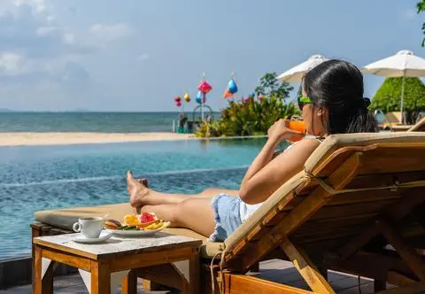 Ręcznikowcy na all inclusive codziennie walczą o swoje miejsca