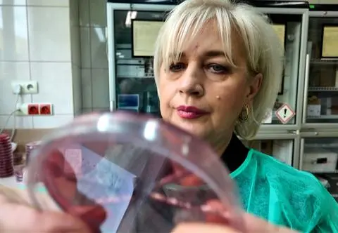 Dwie pielęgniarki uczą dzieci zdrowo żyć. "Nie są te tematy poruszane z rodzicami"