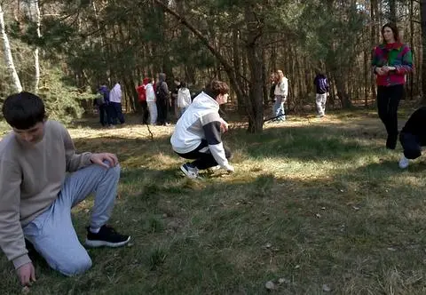 Cała wieś szuka meteorytów. Jak odróżnić kosmiczne kamienie od tych zwykłych?  
