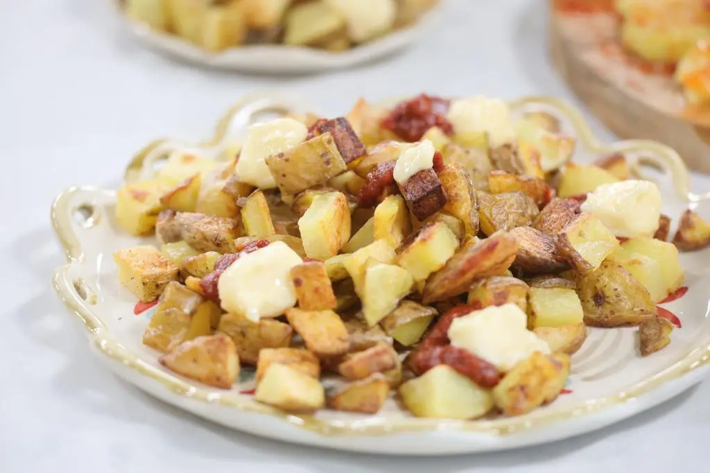 Patatas bravas