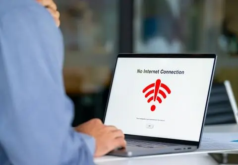 Całe miasto na 4 dni straciło dostęp do Internetu. Zaskakująca przyczyna awarii