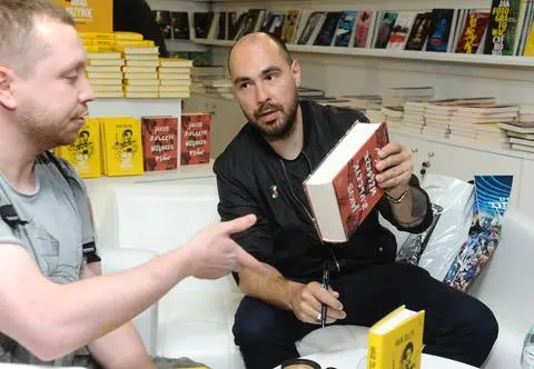Jakub Żulczyk o twórczości Blanki Lipińskiej. "Widzę tam duży problem"