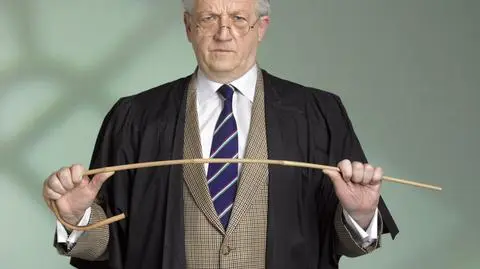 Sennik: nauczycel. Jak interpretować sen o nauczycielu? Sprawdź analizę snu