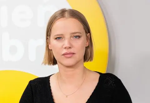 Joanna Kulig zagrała u boku Anne Hathaway