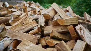 Rekordowe ceny drewna opałowego. Co jest przyczyną?
