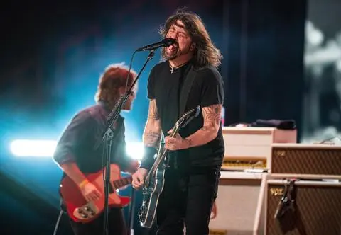 Rok po śmierci perkusisty wracają na scenę. Foo Fighters wydają nowy album