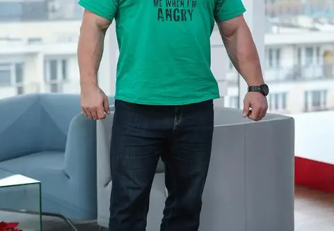 Krzysztof Radzikowski z "Gogglebox" zostanie tatą. Ujawnił płeć dziecka. "Będzie kolejny siłacz"