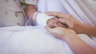 dziecko w szpitalu 