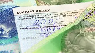 Stare przepisy dla kierowców wracają. Co się zmieni? 