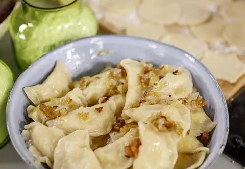 Pierogi ziemniaczane - przepis Haliny Czekanowskiej