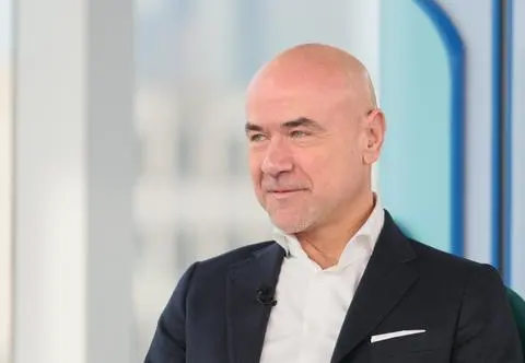 Czy skrócenie czasu pracy to dobry pomysł? Ekspert rozwiewa wątpliwości 