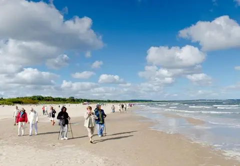Bałtycka perełka bije rekordy. Turyści tłumnie odwiedzają "Wyspę słońca"
