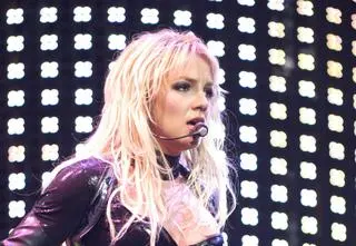 Britney Spears sprzedała prawa do swoich utworów. Jaką kwotę otrzymała? 