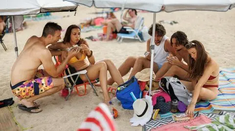 Włochy. Czy na prywatnej plaży można spożywać własne przekąski?