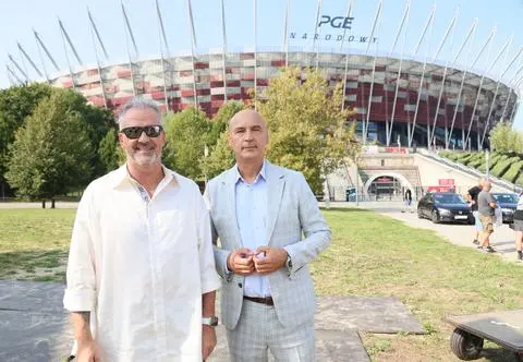 Korki, awaria, kolizja. Jak przygotować się na długą podróż samochodem?