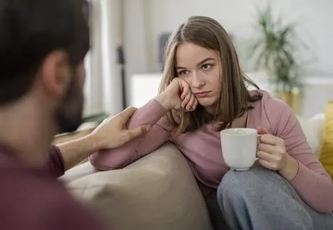 Jak rozpoznać, czy partner tobą manipuluje? Psycholog wymienia najważniejsze cechy