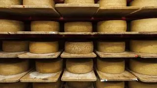 Znany biznesmen zginął zmiażdżony przez ser. "Tata całe życie pracował przy produkcji sera"