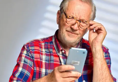 Polacy otrzymali pilny alert RCB na telefon. "Nie dotykaj"