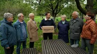 Aktywni Seniorzy i Dziarscy Silversi kontra tajemnicze pudełka. "Myślę, że można tutaj włożyć jajko"   