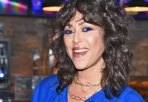 Syn Natalii Kukulskiej podbija scenę muzyczną. Kim jest i czym się zajmuje?