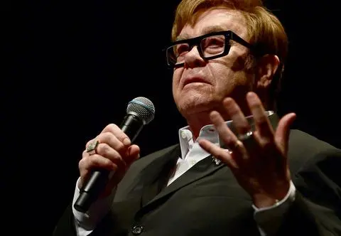 Elton John ujawnia bolesną prawdę o swoim wzroku. "Straciłem prawe oko"