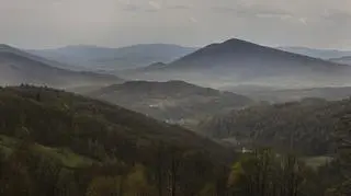 Beskid Makowski. Poznaj jego najwyższe szczyty, najciekawsze atrakcje i szlaki turystyczne