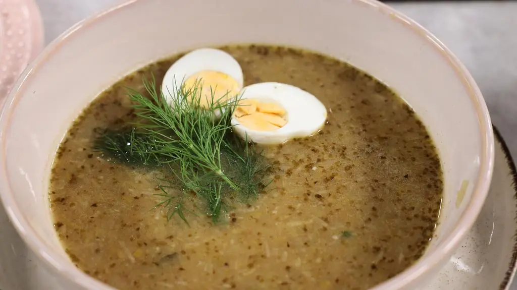 Krem Chrzanowy z boczkiem i jajkiem sadzonym