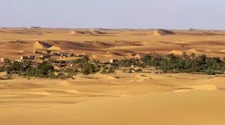 Mauretania jest biednym, afrykańskim krajem, w którym wyznaje się islam. Ma niewiele typowych atrakcji turystycznych.