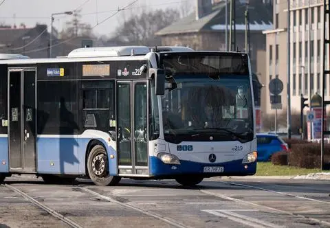Nowe przepisy w krakowskim MPK. Za ich złamanie będzie można dostać mandat 
