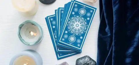 Weekendowy horoskop z kart tarota. Ten znak zostanie doceniony w pracy