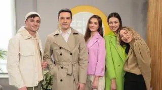 Co będzie modne tej wiosny? Stylistka podpowiada, jakie okrycia warto mieć w swojej szafie 