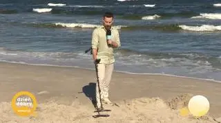 Od kluczy po pierścionki - jak je odnaleźć na plaży? 