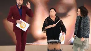 Cały świat bawi się w "Whitney Houston challenge". Na czym polega trend?