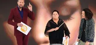 Cały świat bawi się w "Whitney Houston challenge". Na czym polega trend?