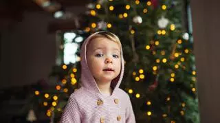 Jak ubrać dziecko na święta? Pomysły na wygodne i eleganckie zestawy 