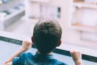 12-latek wypadł z balkonu