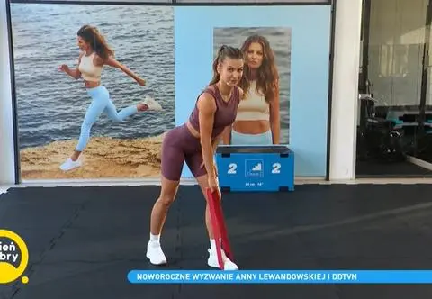 Ćwicz z Anną Lewandowską. Dołącz do noworocznego wyzwania [CZĘŚĆ PIERWSZA]