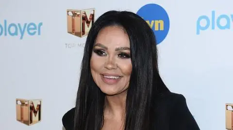 Sylwia Bomba pozuje z córką 