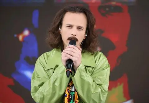 Pan Savyan i jego komediowy pop na scenie Dzień Dobry TVN. "Postanowiłem połączyć wszystko, co kocham"