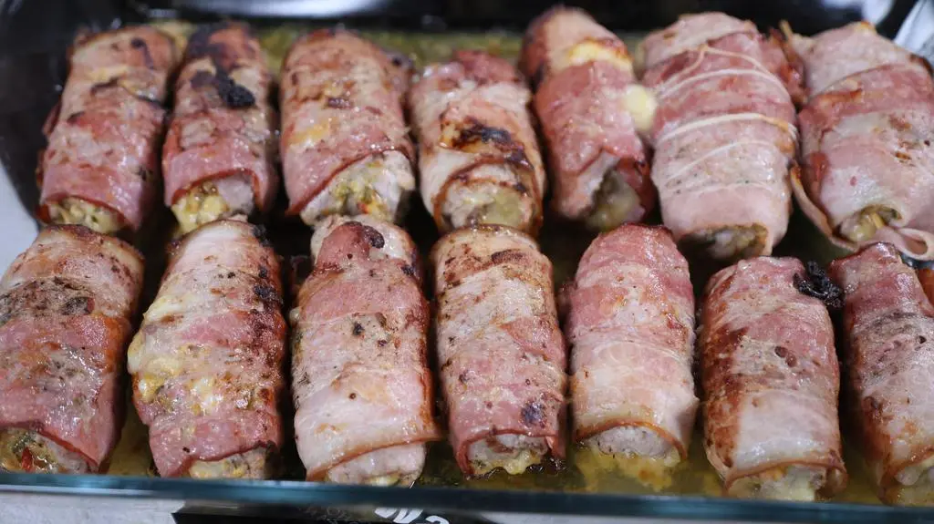 Rolada wieprzowa zawinięta boczkiem