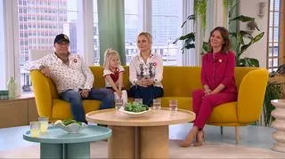 Ma 5 lat, pomaga tacie w garażu i jeździ na motocyklu